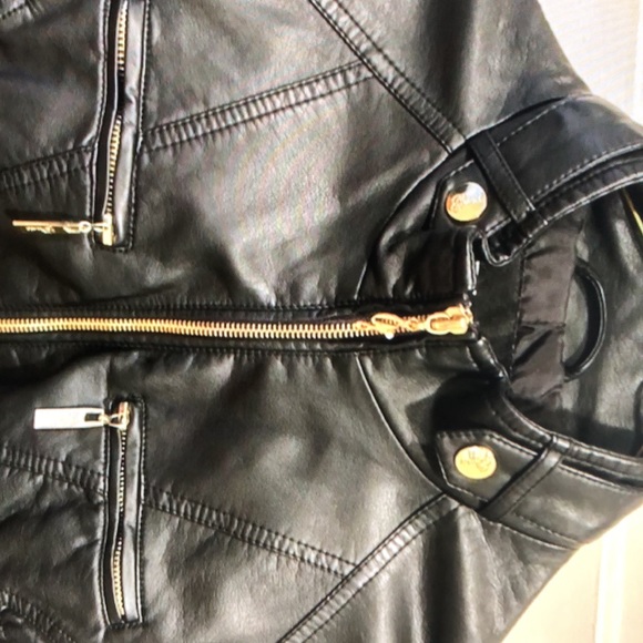 Women’s guess faux leather black moto style jacket with gold accents - Picture 3 of 5